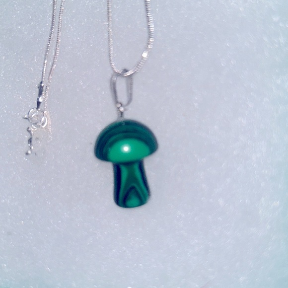 Psychedelic Boho Hippie Green Malachite Mushroom Sterling Silver Necklac… - Picture 8 of 8